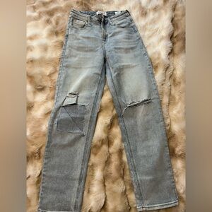Women's Straight Leg Distressed Jeans - Gray